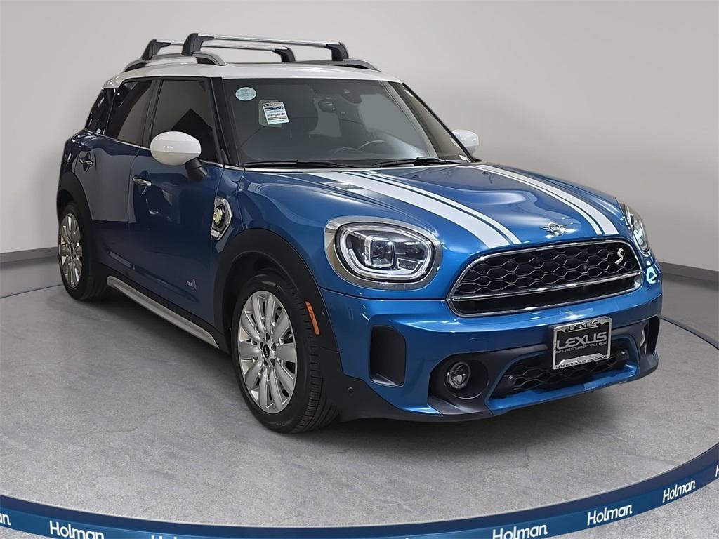 used 2022 MINI SE Countryman car, priced at $25,297