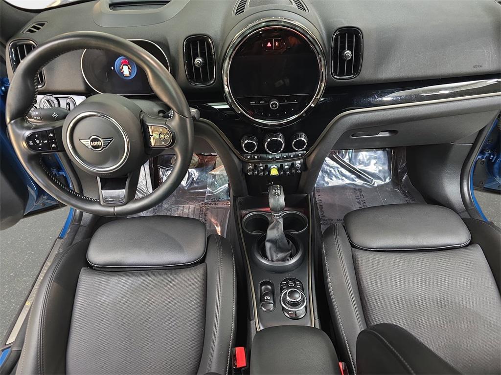 used 2022 MINI SE Countryman car, priced at $25,297