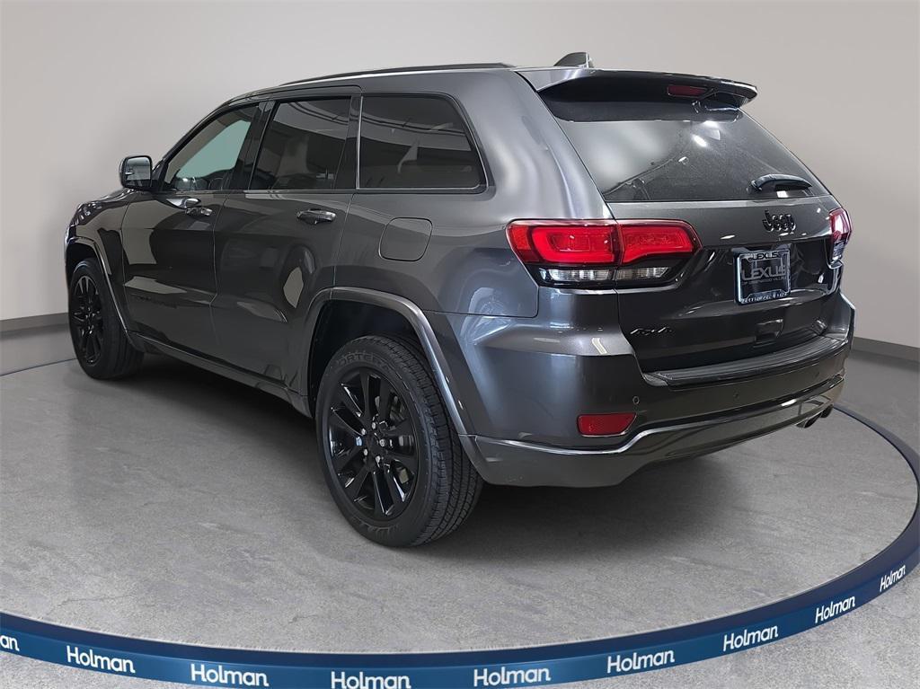 used 2018 Jeep Grand Cherokee car, priced at $17,994