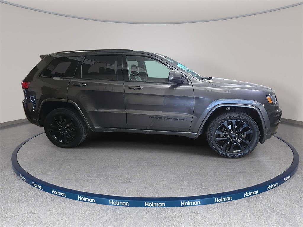 used 2018 Jeep Grand Cherokee car, priced at $17,994