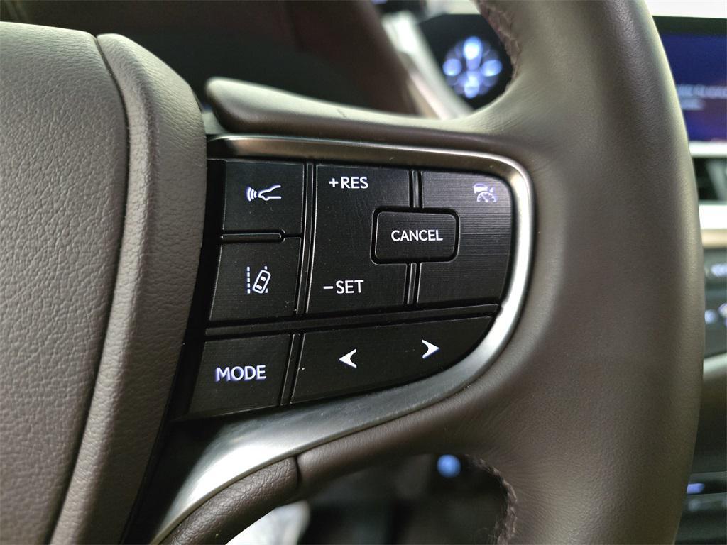 used 2019 Lexus ES 350 car, priced at $30,600