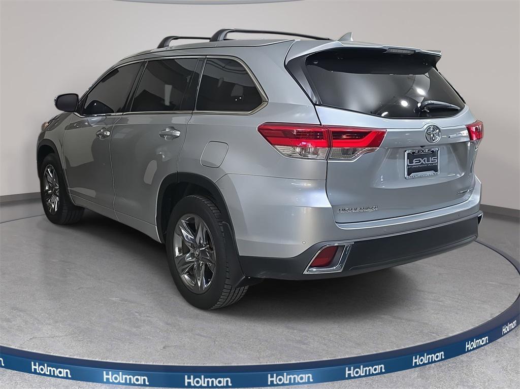 used 2019 Toyota Highlander car, priced at $26,999