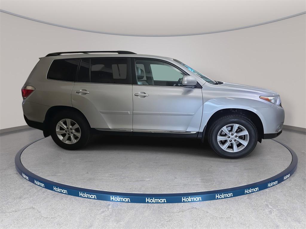 used 2013 Toyota Highlander car, priced at $13,990
