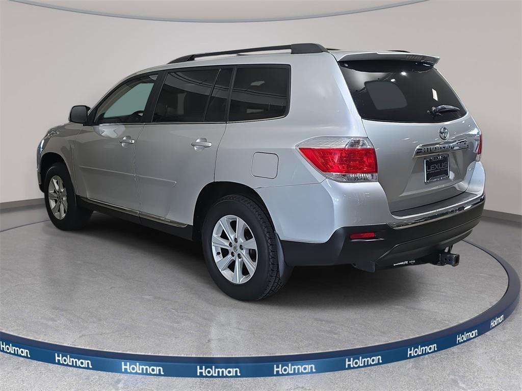 used 2013 Toyota Highlander car, priced at $13,990
