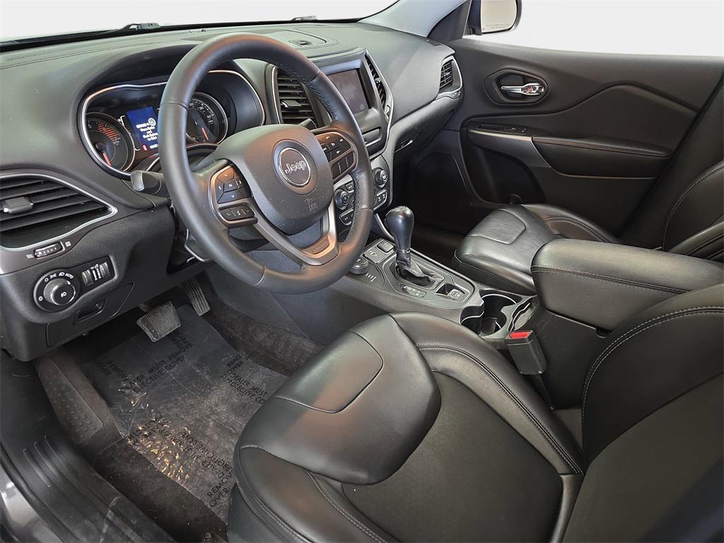 used 2019 Jeep Cherokee car, priced at $15,777