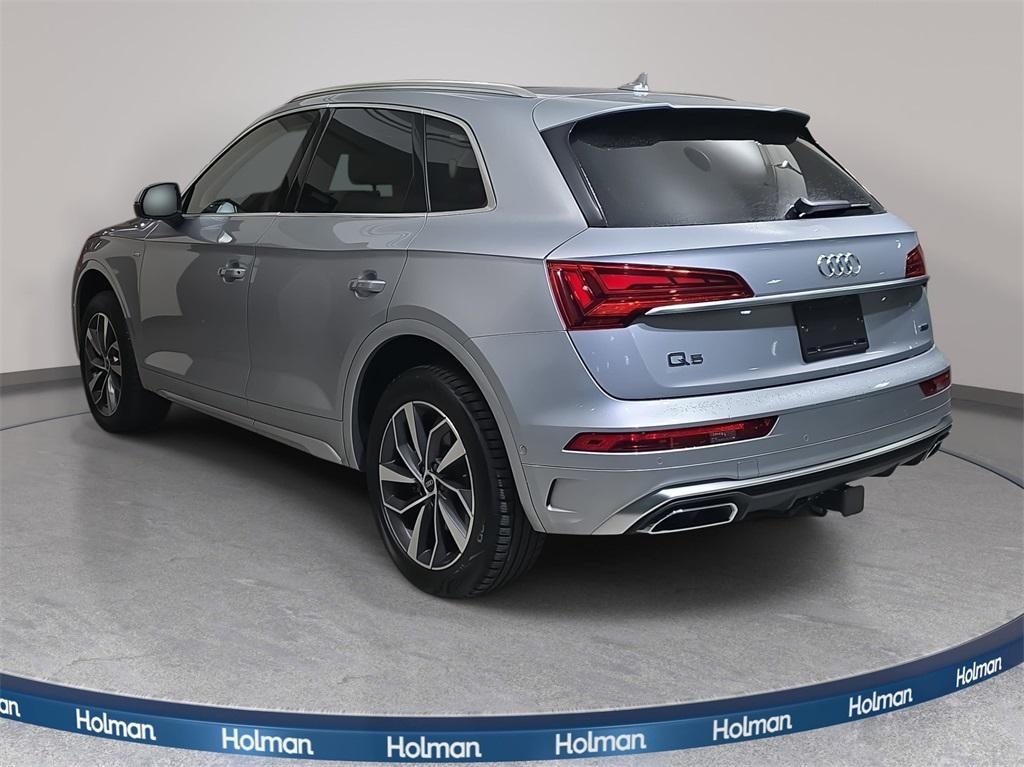 used 2022 Audi Q5 car, priced at $28,300