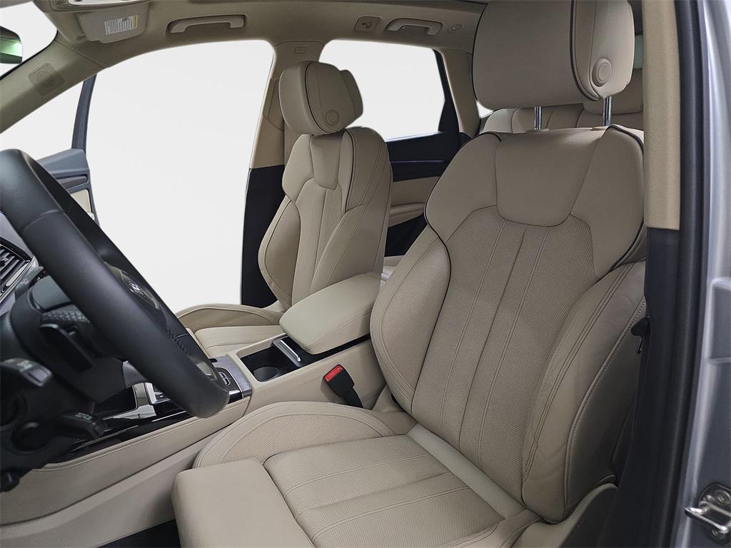 used 2022 Audi Q5 car, priced at $28,300