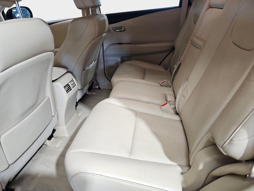 Lexus RX view 17
