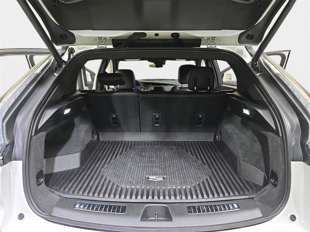 used 2021 Cadillac XT4 car, priced at $26,300