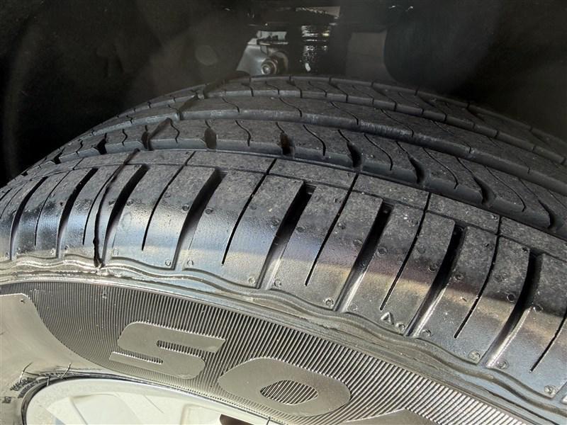 used 2022 Ford Escape car, priced at $20,900