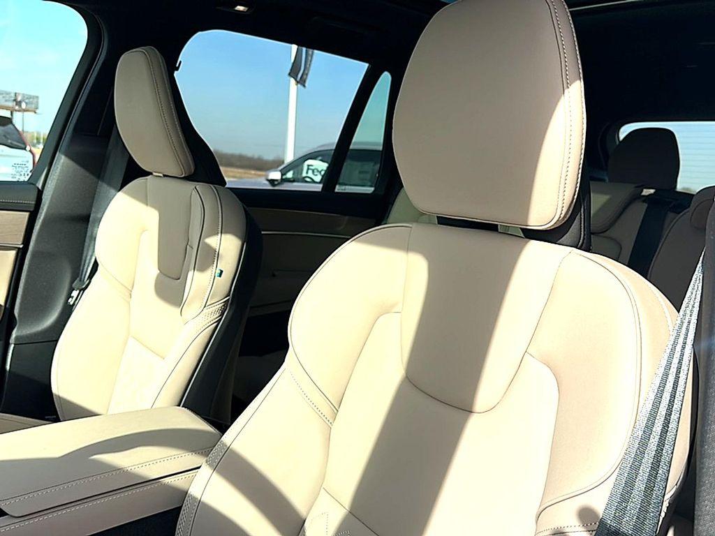 new 2026 Volvo XC90 car, priced at $71,945