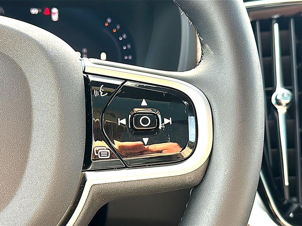 new 2026 Volvo XC90 car, priced at $71,945