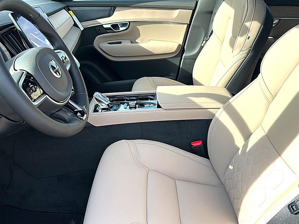 new 2026 Volvo XC90 car, priced at $71,945