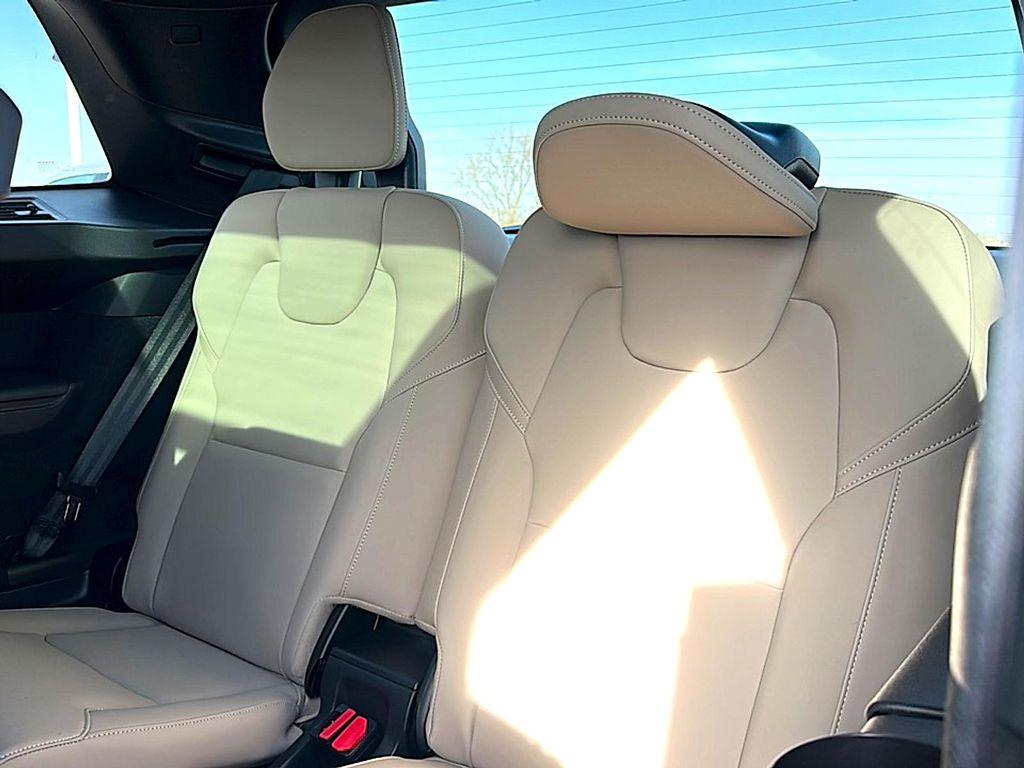 new 2026 Volvo XC90 car, priced at $71,945