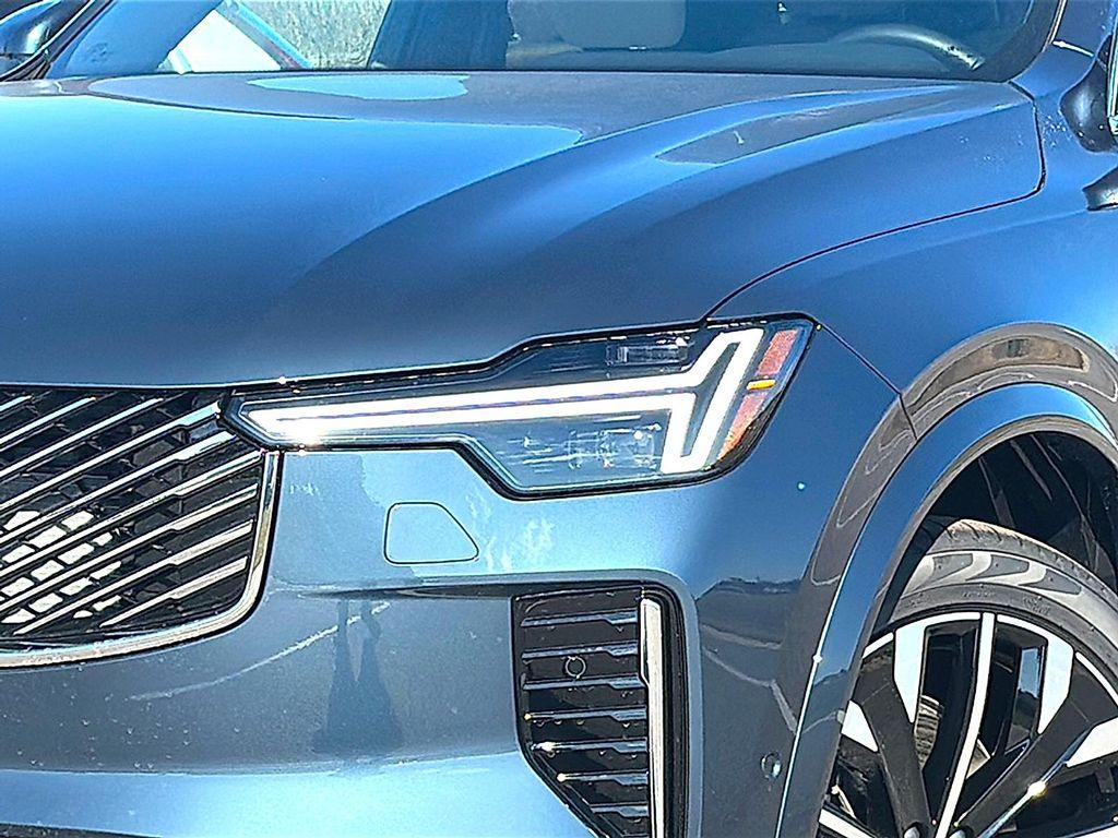 new 2026 Volvo XC90 car, priced at $70,895