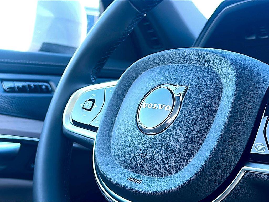 new 2026 Volvo XC90 car, priced at $71,825