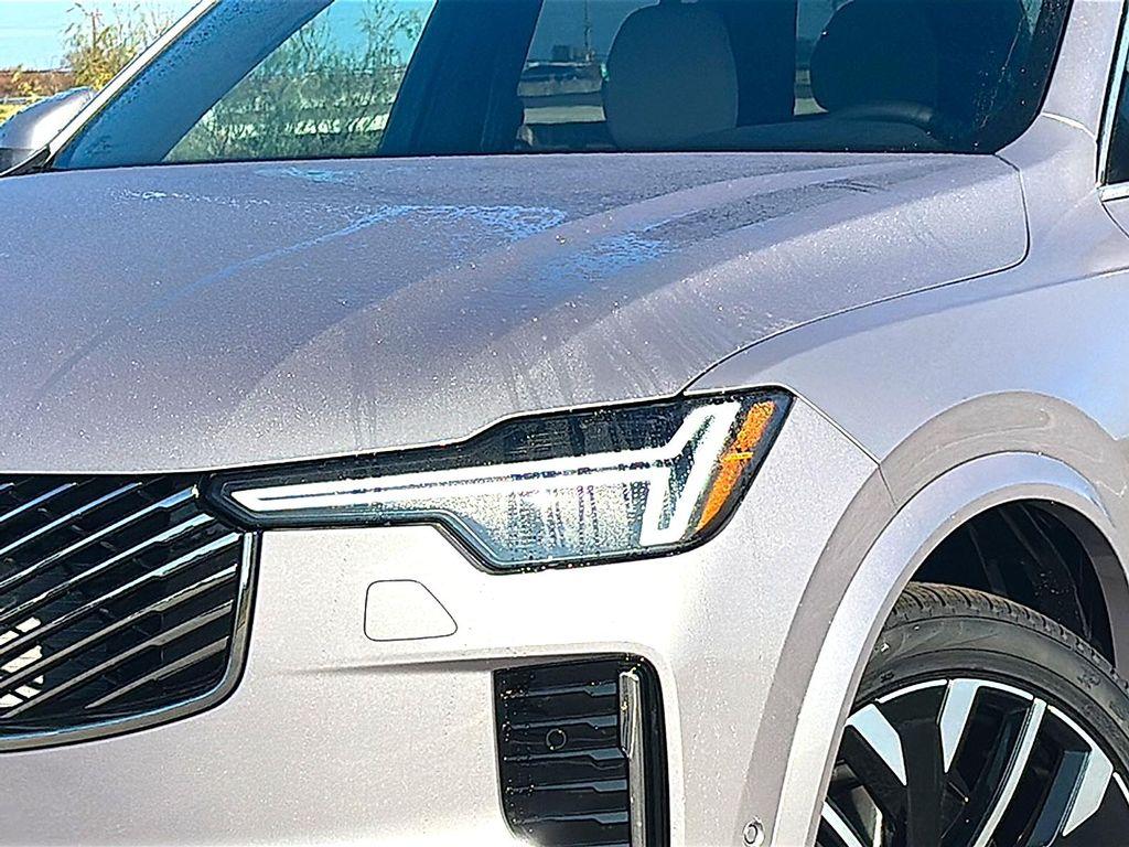 new 2026 Volvo XC90 car, priced at $71,825
