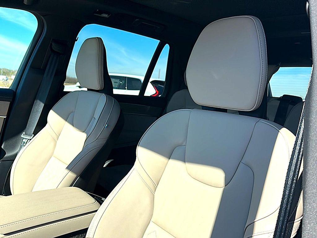 new 2026 Volvo XC90 car, priced at $62,445