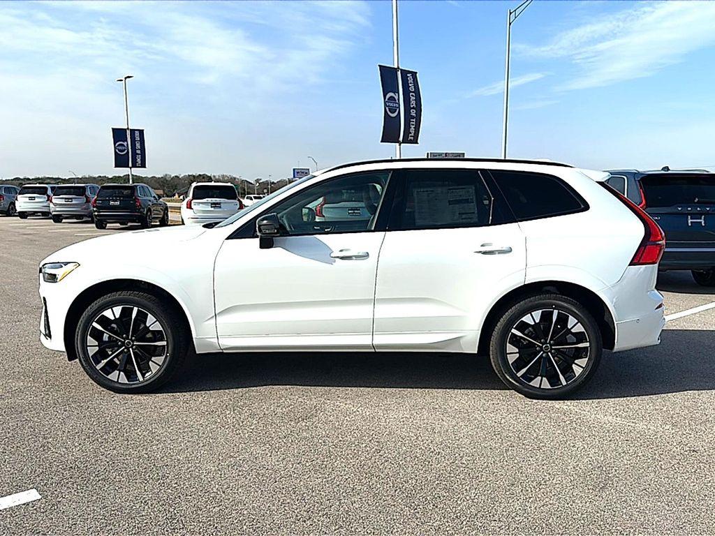 new 2026 Volvo XC60 car, priced at $57,985