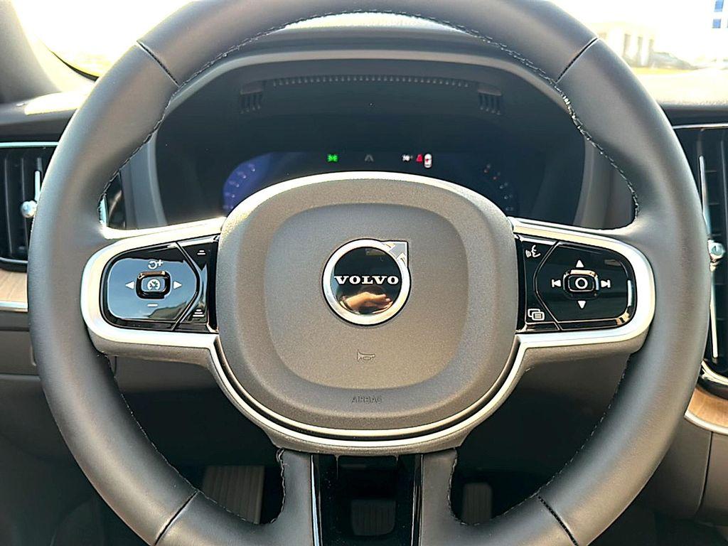 new 2026 Volvo XC60 car, priced at $57,985