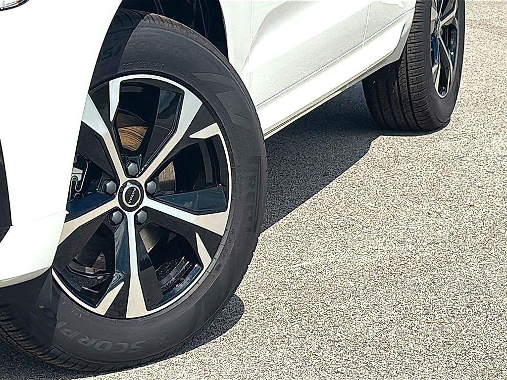 new 2026 Volvo XC60 car, priced at $49,095