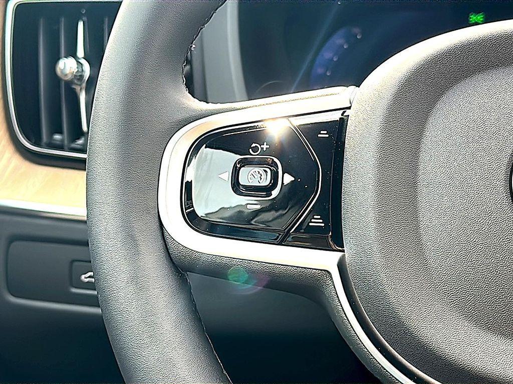 new 2026 Volvo XC60 car, priced at $58,105