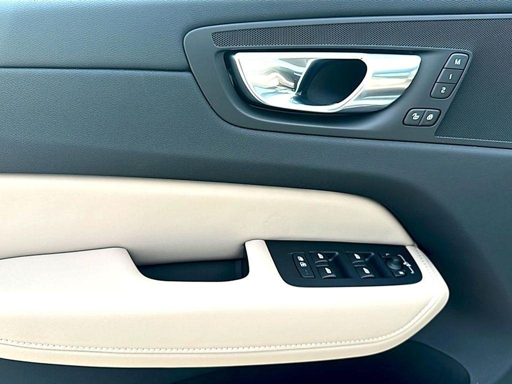 new 2026 Volvo XC60 car, priced at $58,105