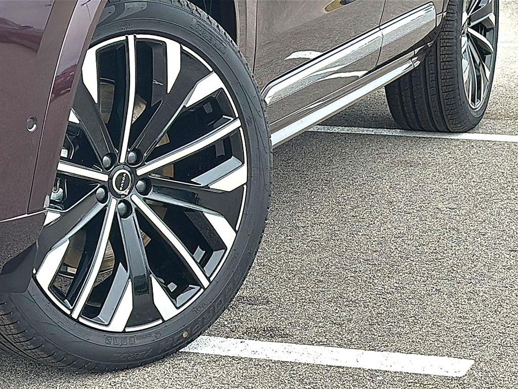 new 2025 Volvo XC90 Plug-In Hybrid car, priced at $78,695