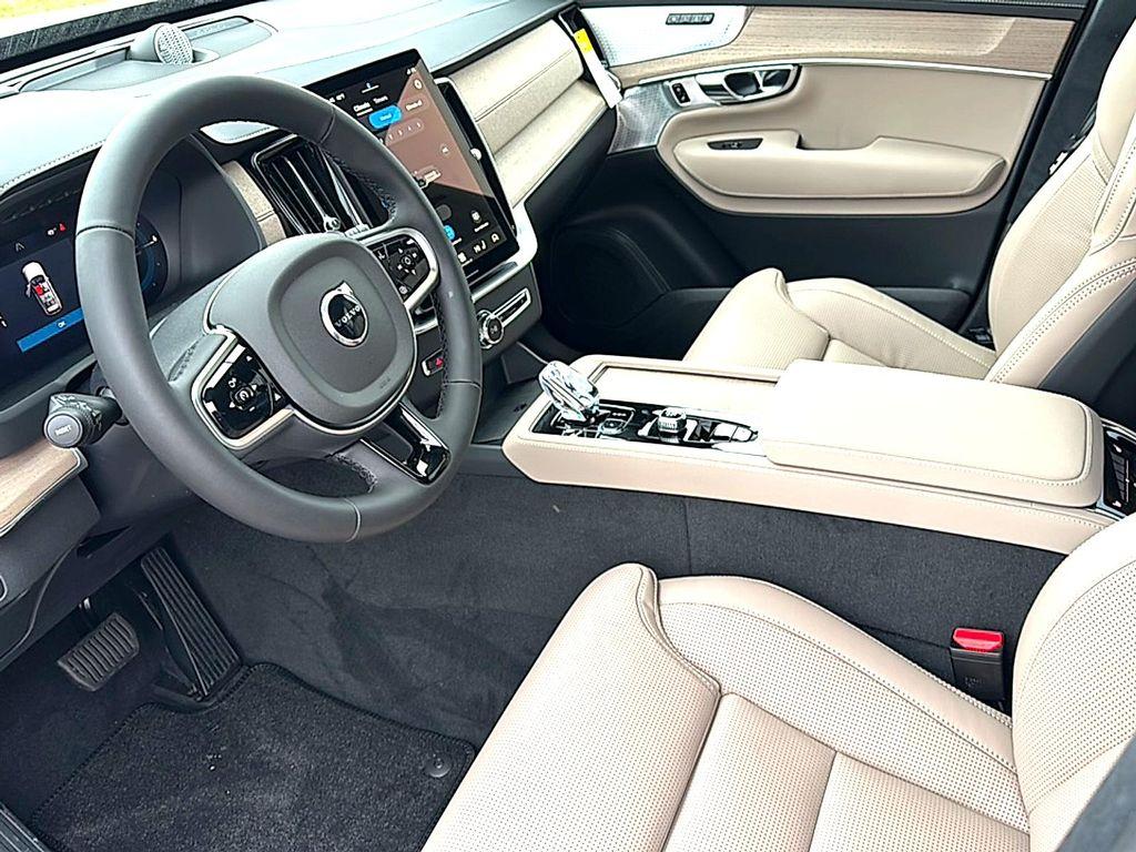 new 2025 Volvo XC90 Plug-In Hybrid car, priced at $78,695