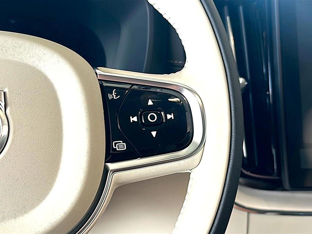new 2026 Volvo XC60 car, priced at $62,505