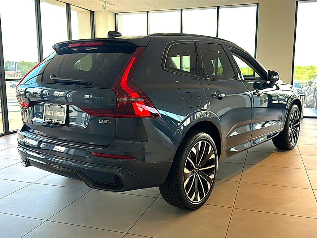new 2026 Volvo XC60 car, priced at $62,505