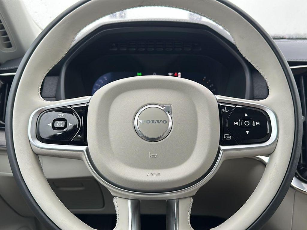new 2026 Volvo XC90 car, priced at $75,155
