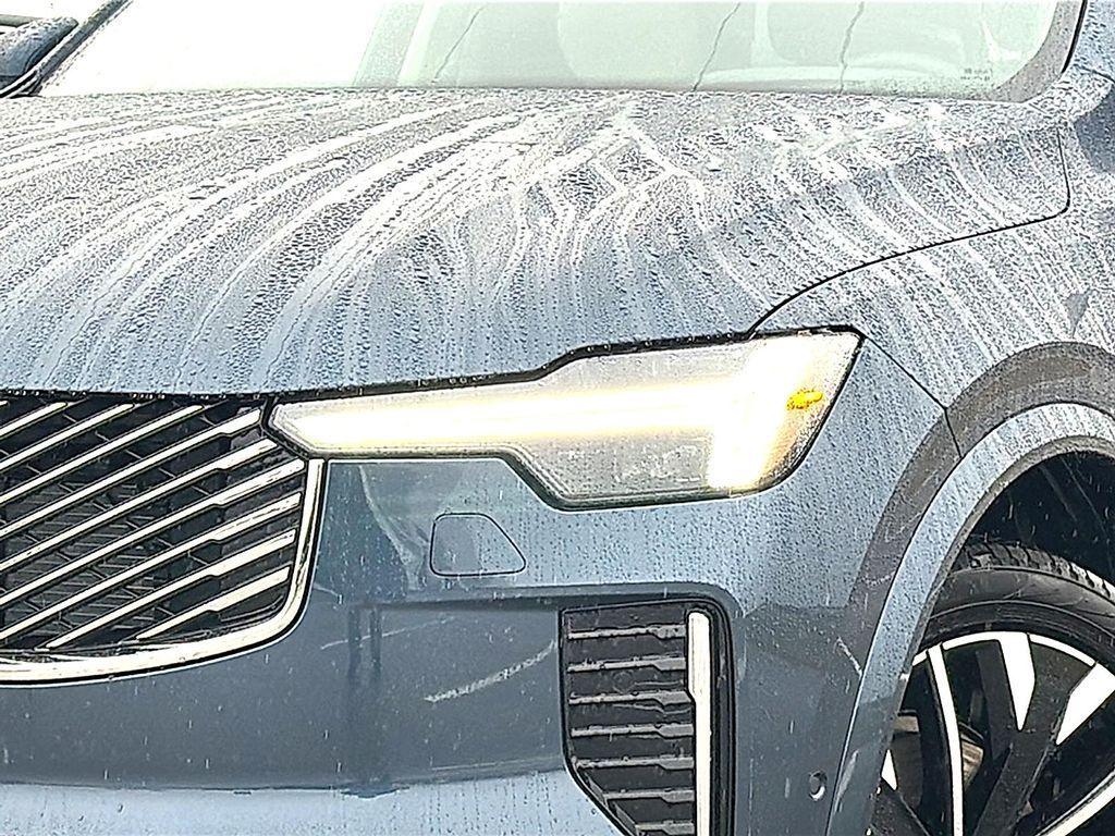 new 2026 Volvo XC90 car, priced at $75,155
