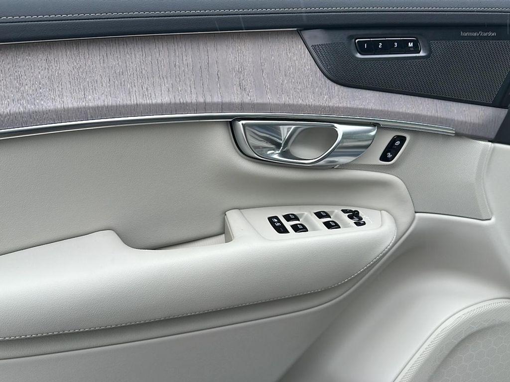new 2026 Volvo XC90 car, priced at $75,155