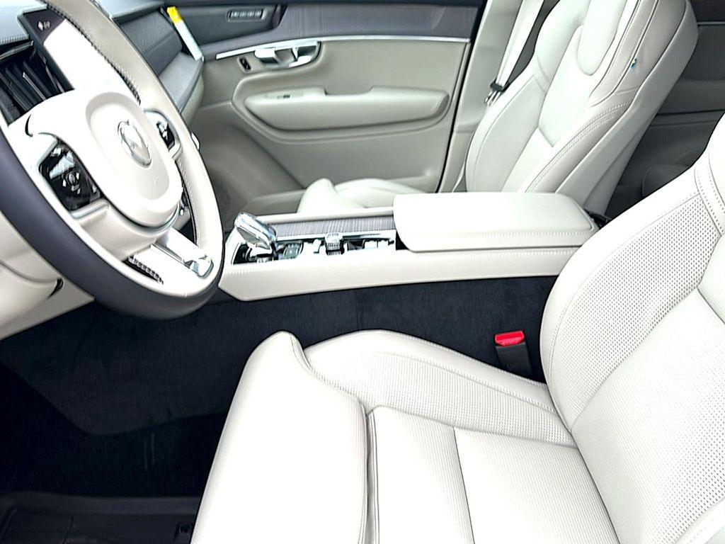 new 2026 Volvo XC90 car, priced at $75,155