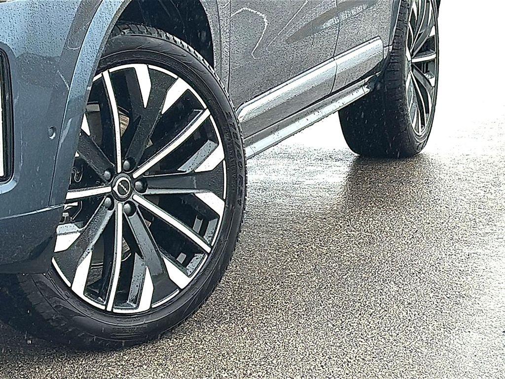new 2026 Volvo XC90 car, priced at $75,155