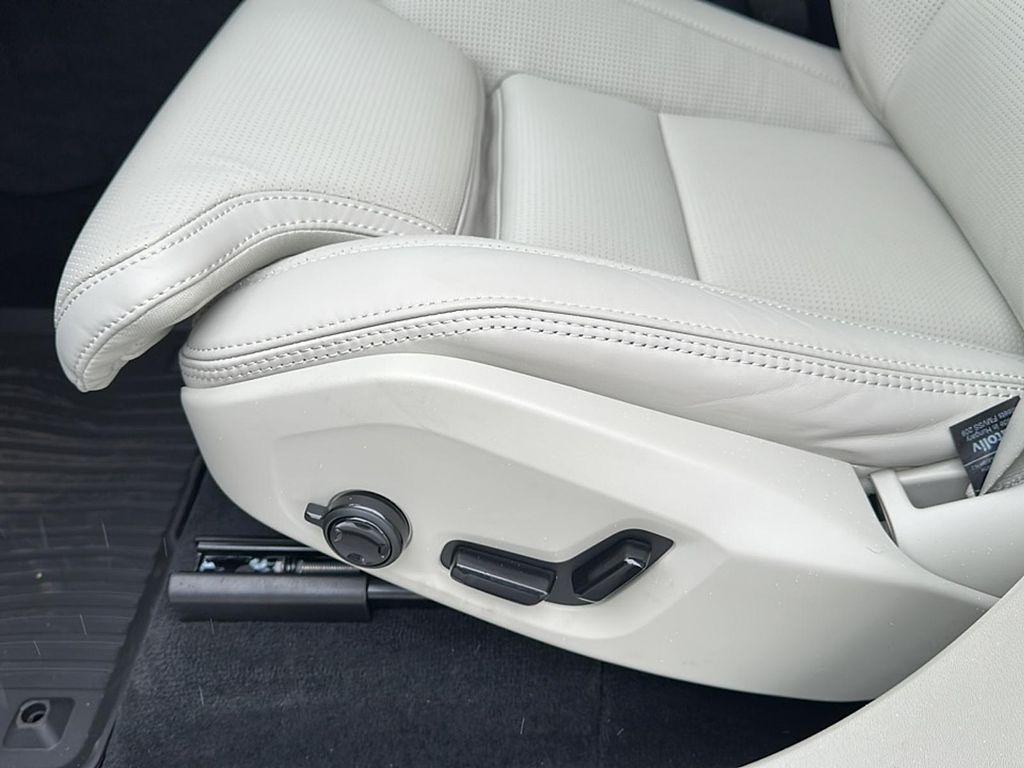 new 2026 Volvo XC90 car, priced at $75,155