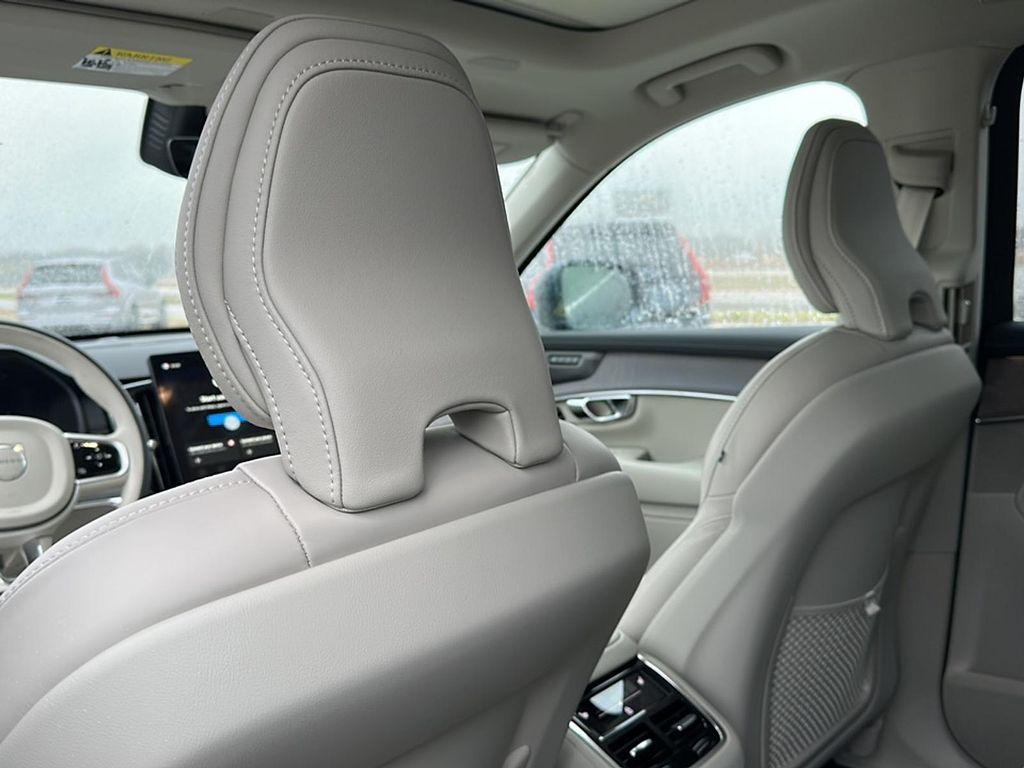 new 2026 Volvo XC90 car, priced at $75,155