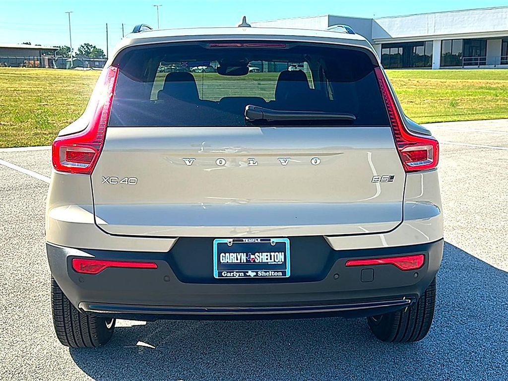 new 2026 Volvo XC40 car, priced at $50,628