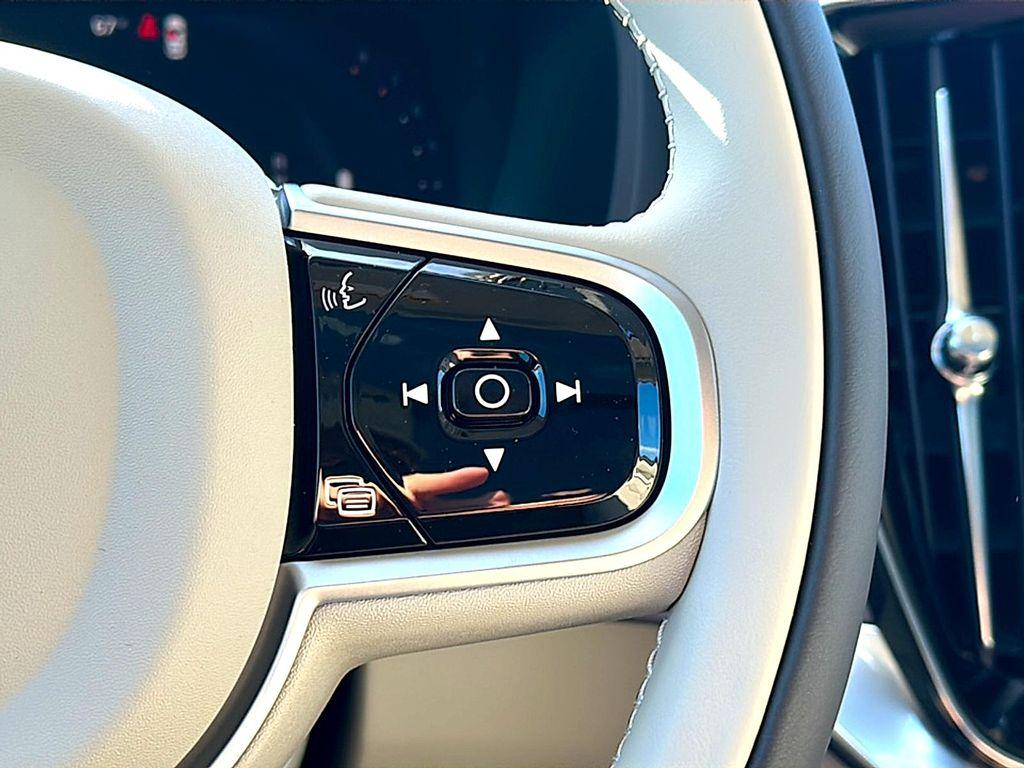 new 2026 Volvo XC90 car, priced at $82,395
