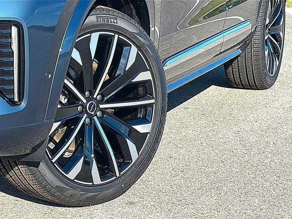 new 2026 Volvo XC90 car, priced at $82,395