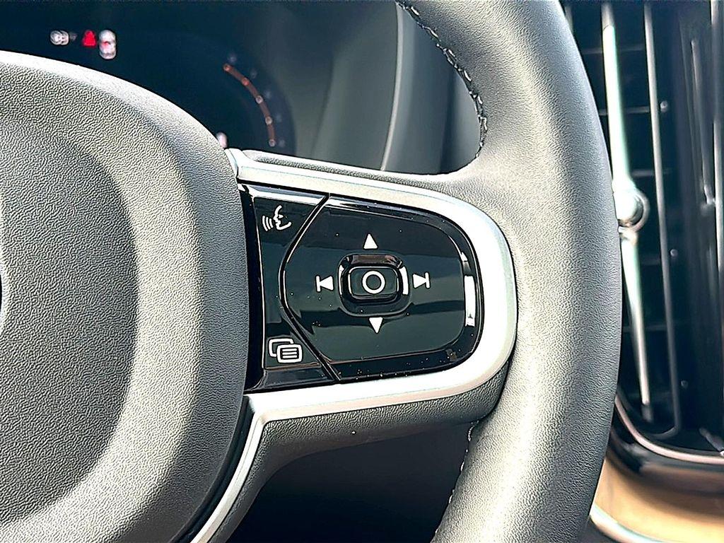 new 2026 Volvo XC60 car, priced at $58,105