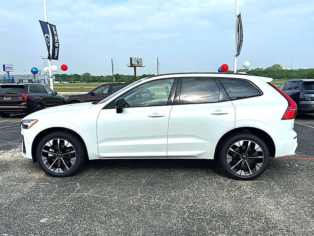 new 2026 Volvo XC60 car, priced at $58,105