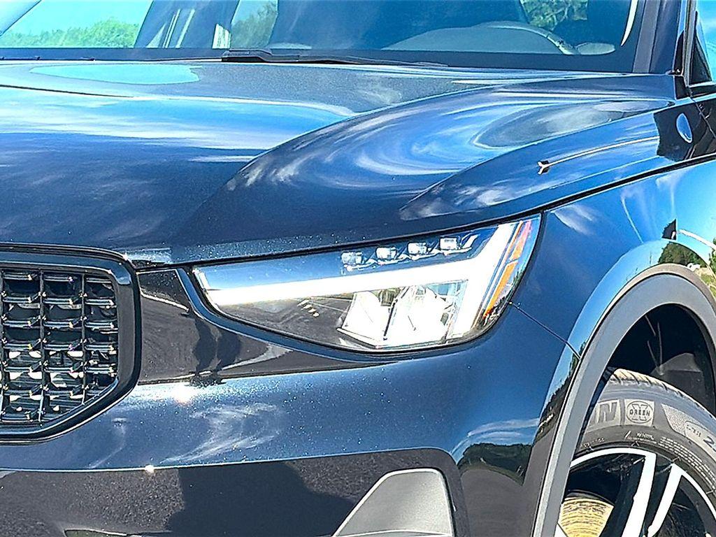 new 2026 Volvo XC40 car, priced at $43,395