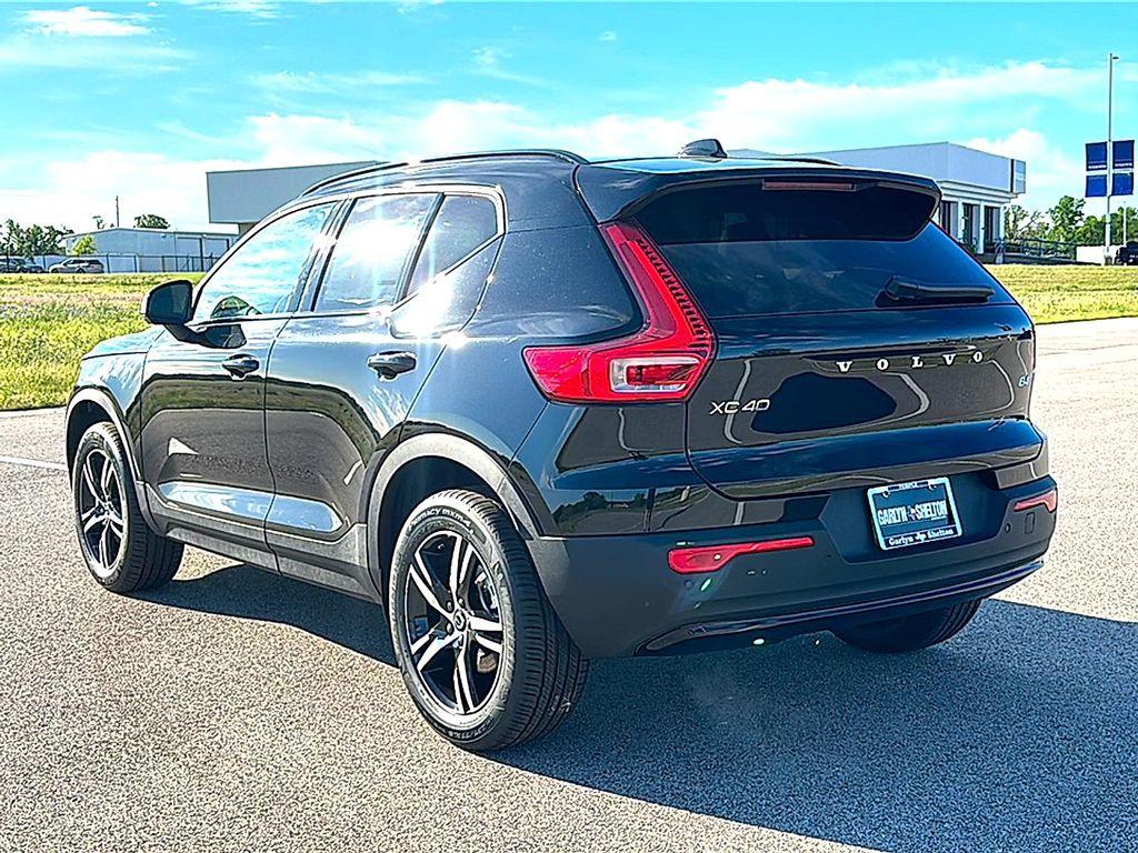 new 2026 Volvo XC40 car, priced at $43,395