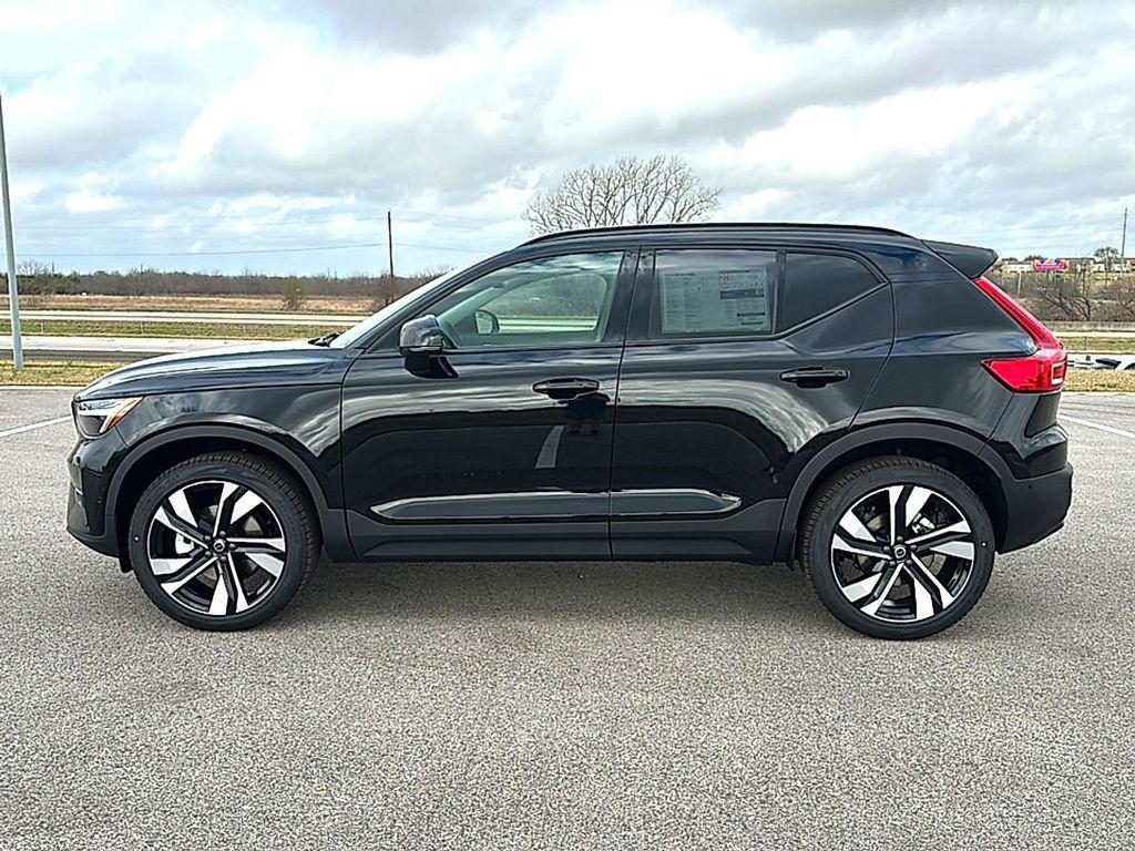 new 2026 Volvo XC40 car, priced at $49,495