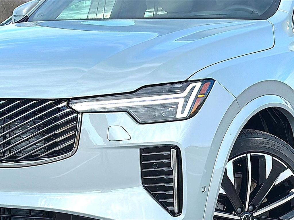 new 2026 Volvo XC90 car, priced at $75,695