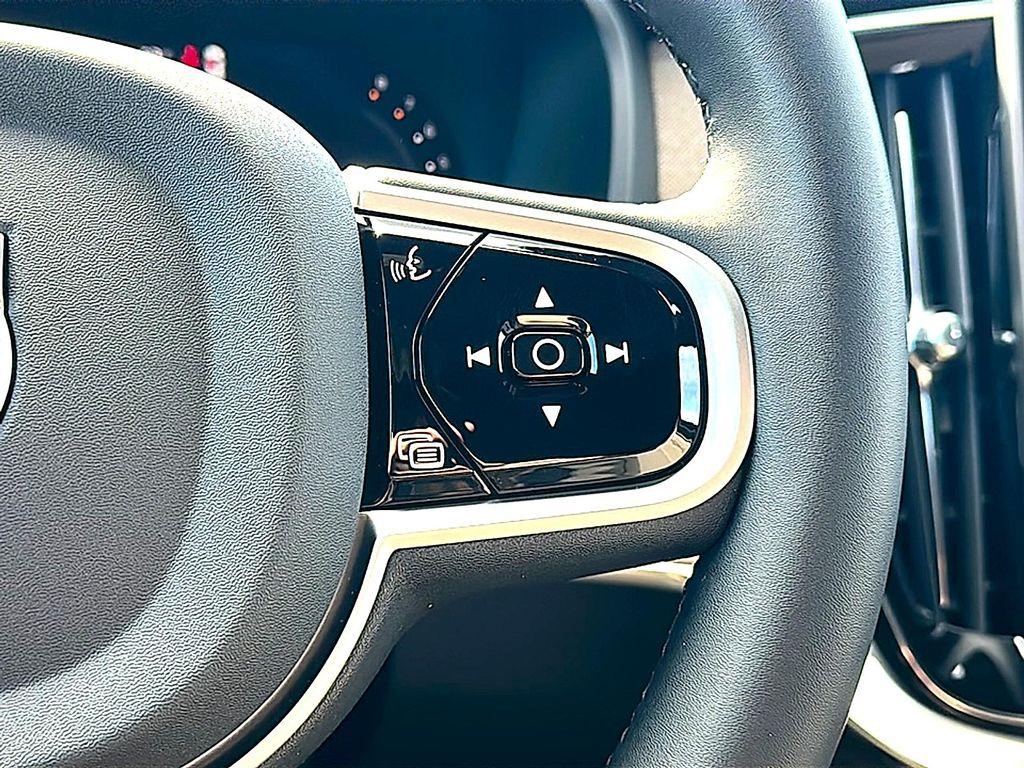 new 2026 Volvo XC90 car, priced at $75,695