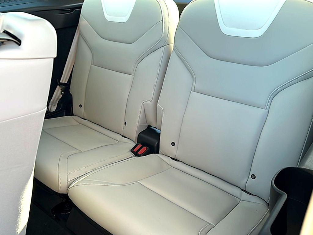 new 2025 Volvo EX90 car, priced at $80,640