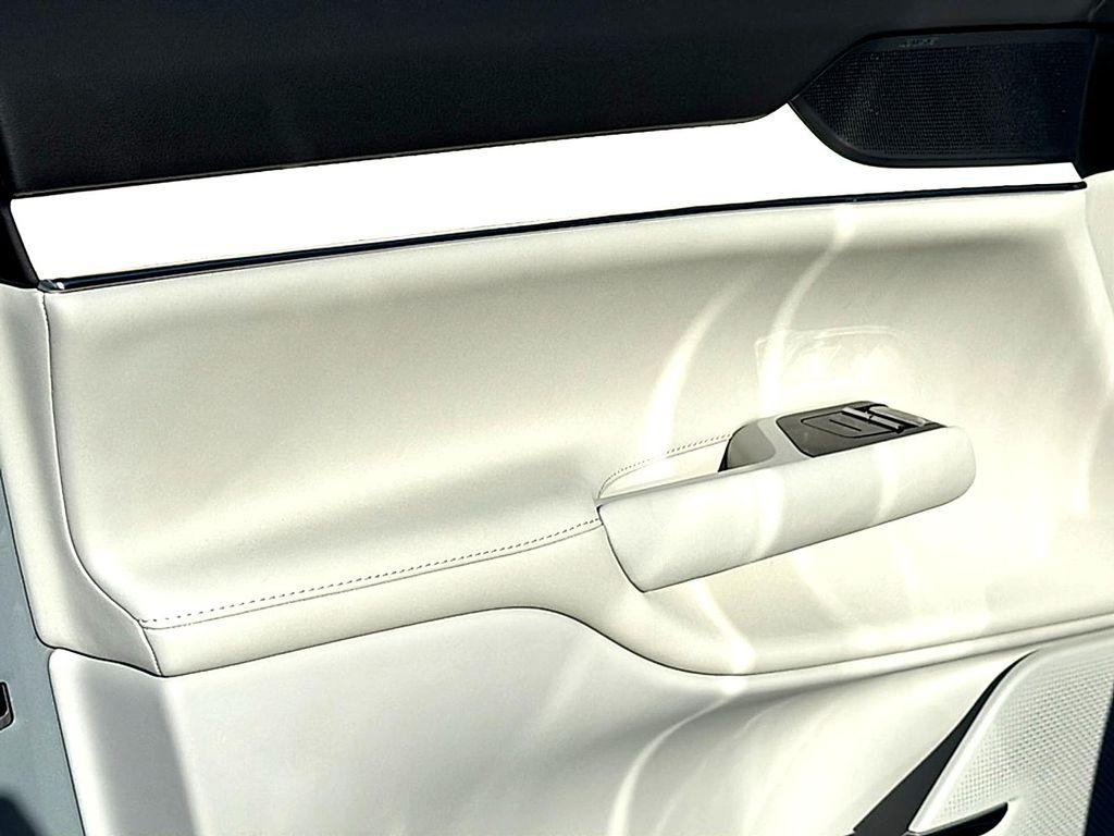 new 2025 Volvo EX90 car, priced at $80,640